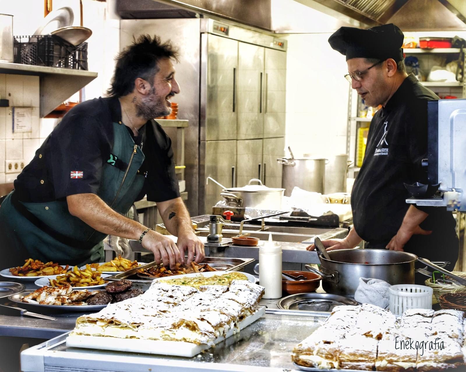 La cocina de Iturrieta en pleno servicio